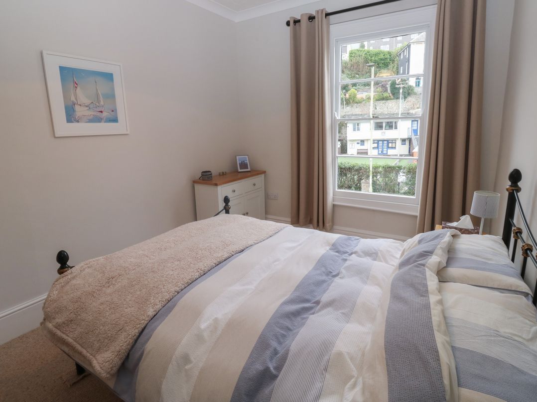 The English School, Flat 2