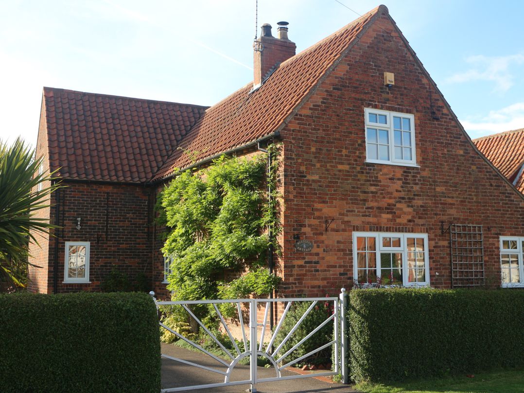 Wisteria Cottage
