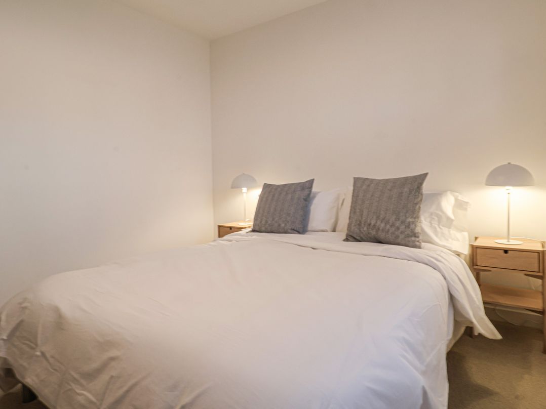 Inishnee House