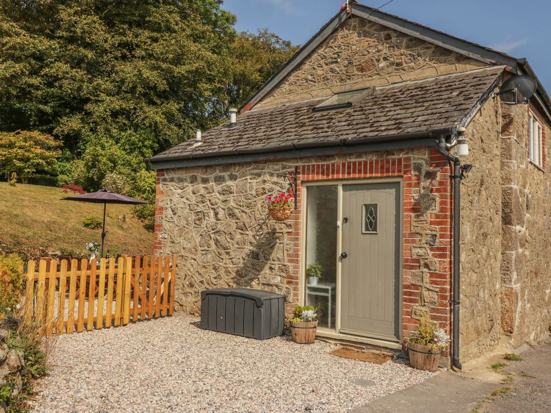 Wingstone Farm Cottage