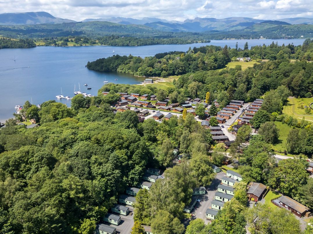Brightwater Lodge