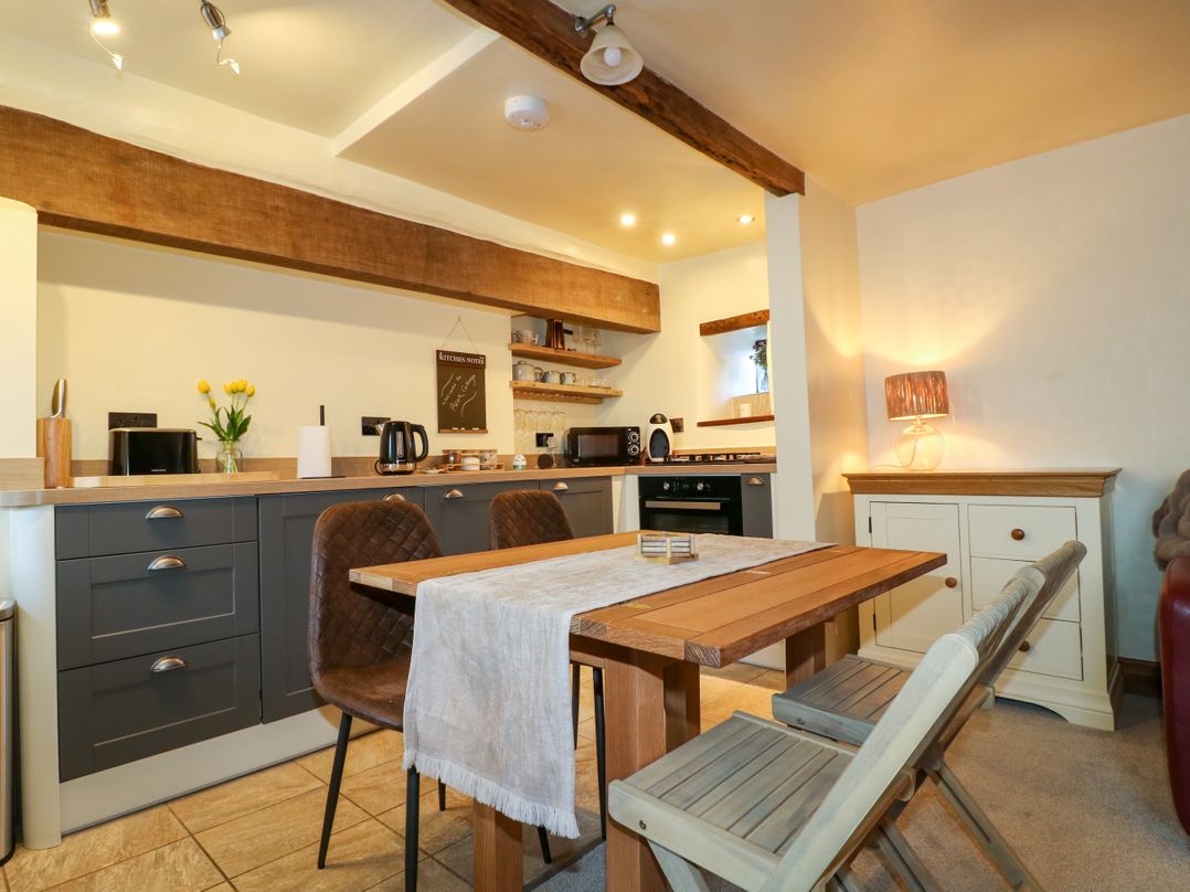 Peak Cottage