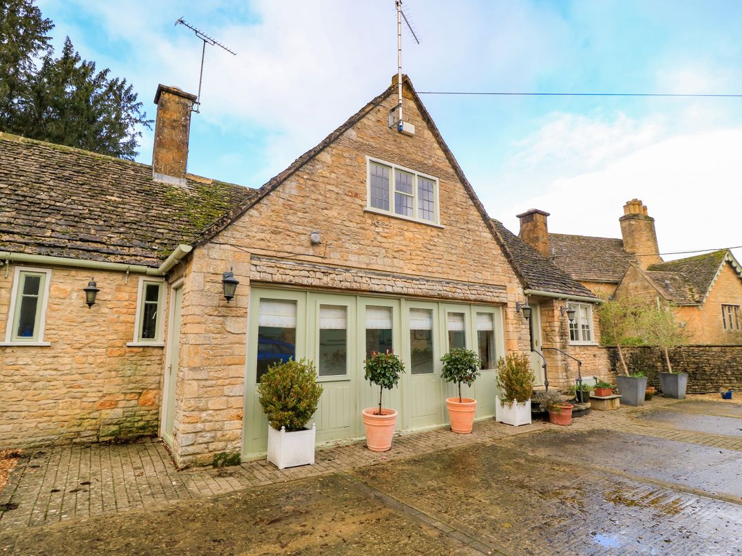 The Elm Coach House