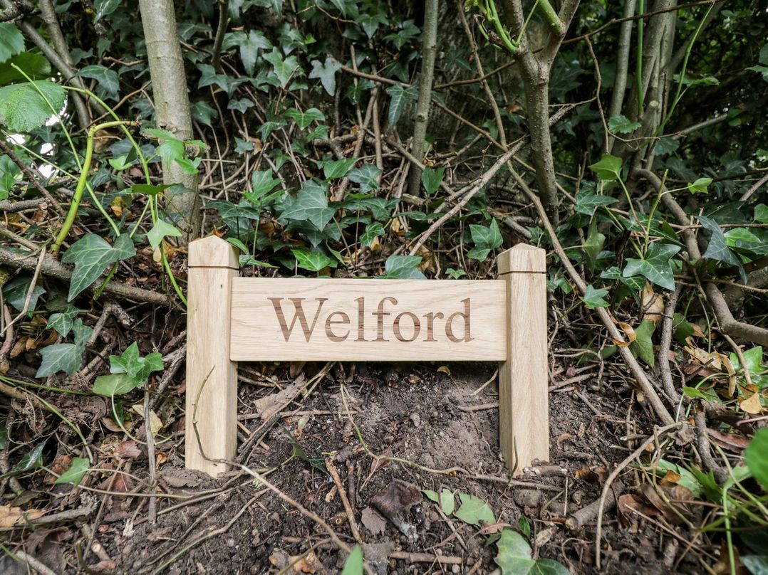 2 Welford Barns