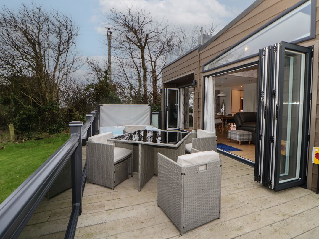 The Lodge @ Racecourse House