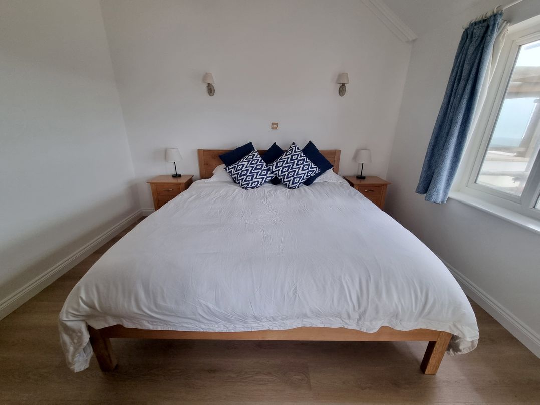 Seaview Beach Apartment, 11 Thurlestone Rock