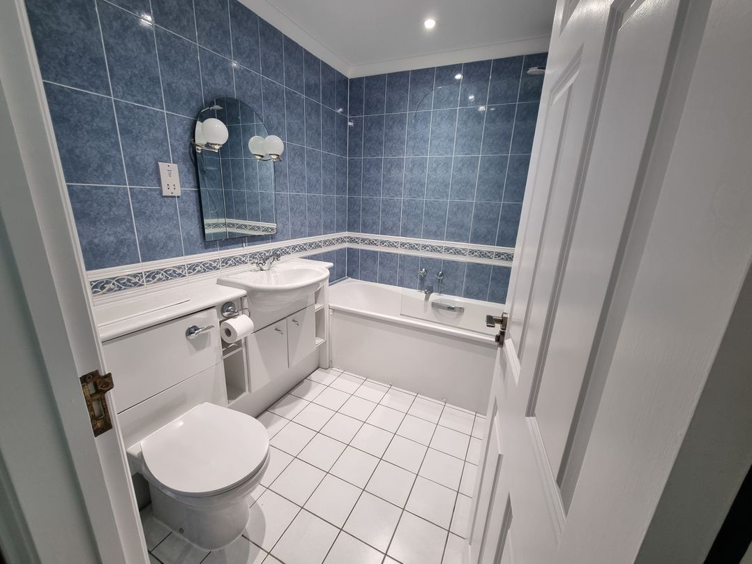 Seaview Beach Apartment, 11 Thurlestone Rock