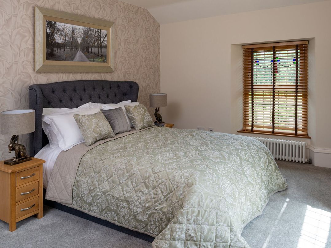Moorlands Manor