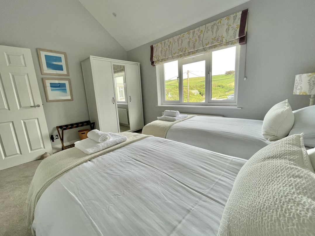 12 Thurlestone Rock