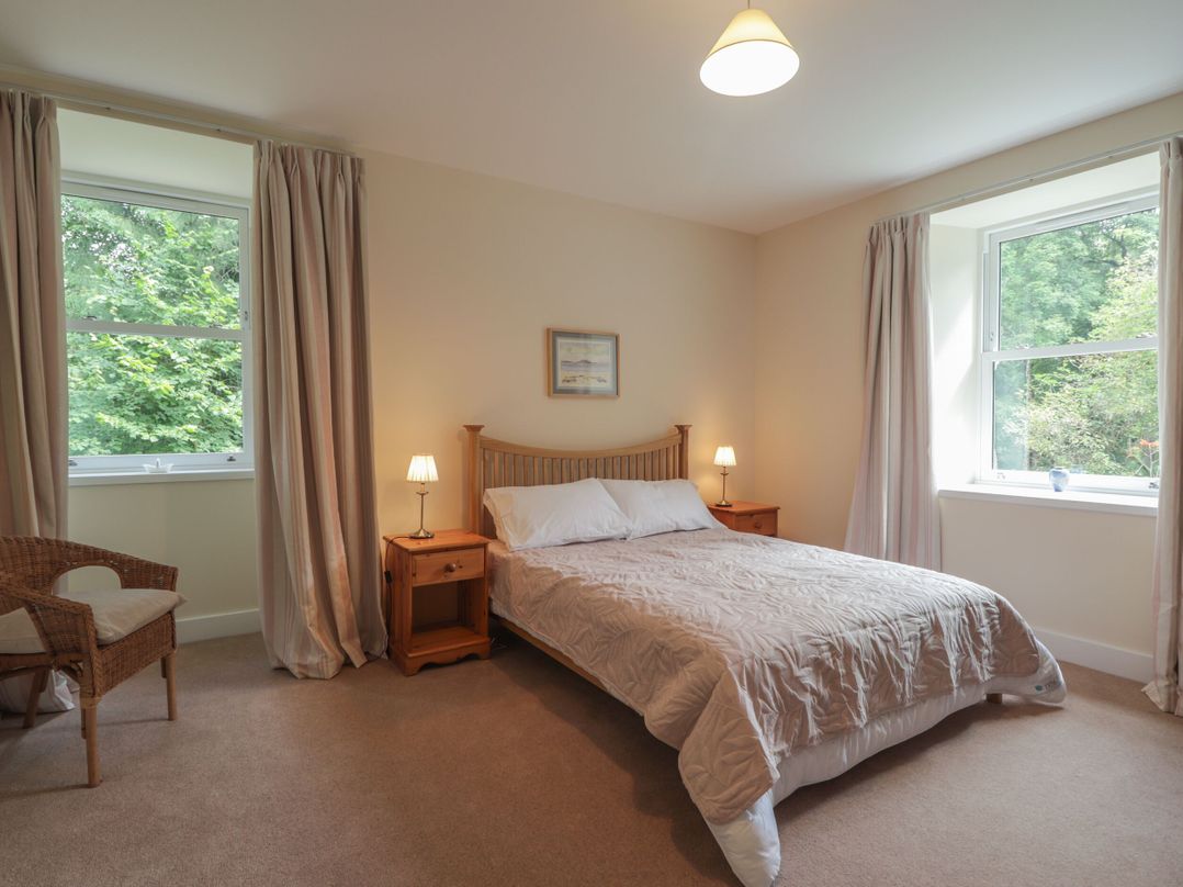 Gunroom Cottage