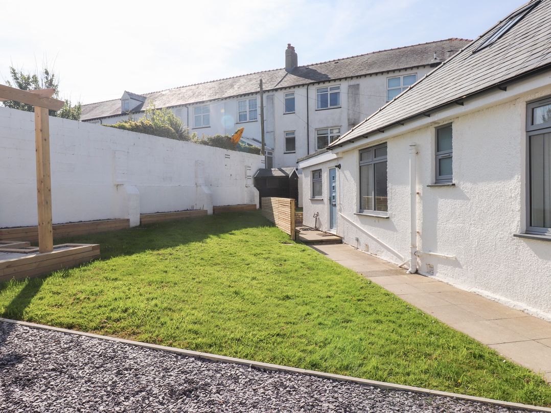 Trearddur House Cottage