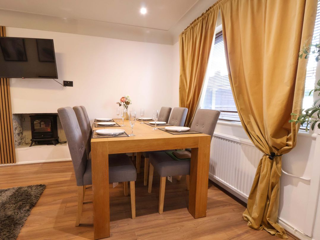 Steam and Stay @ Hoole