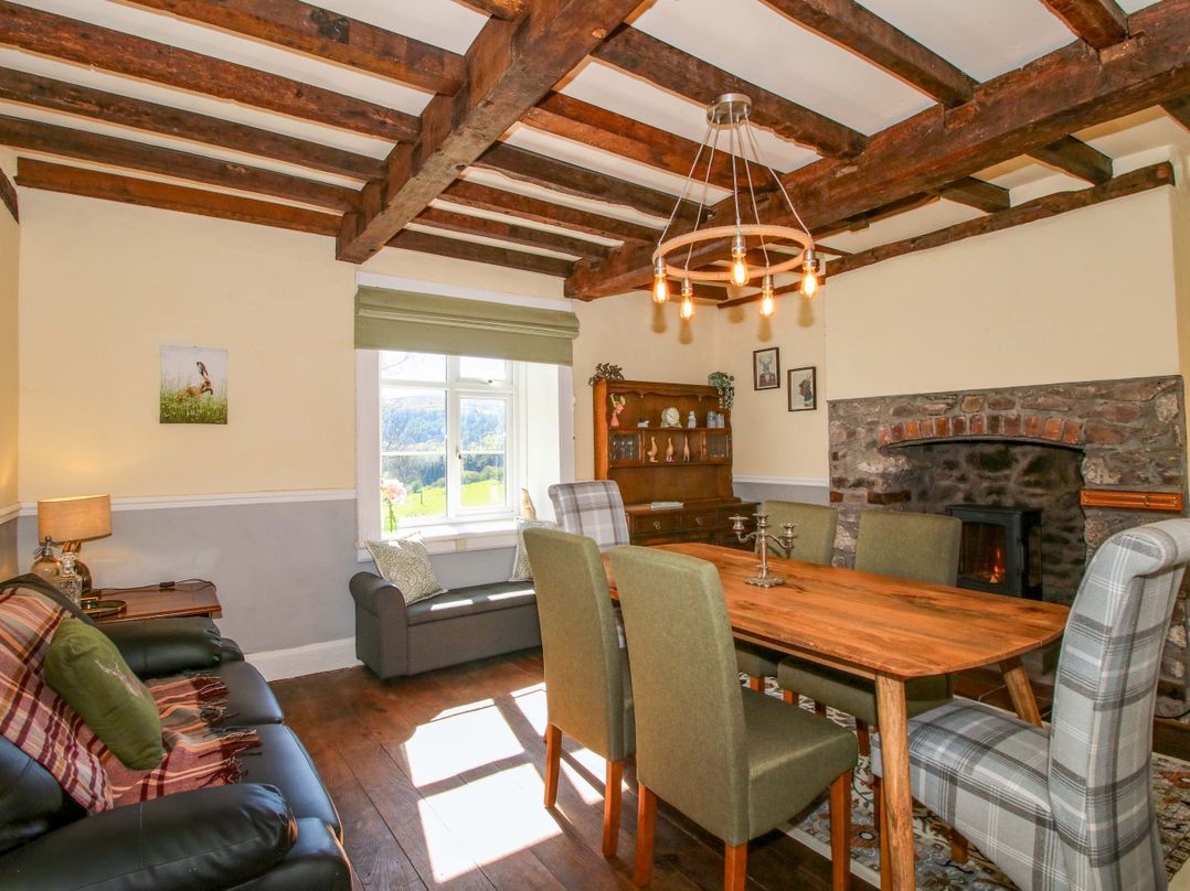Beach Farmhouse