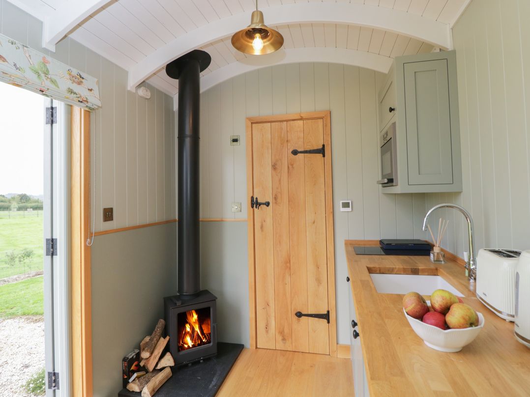 Goose Whistle Hut