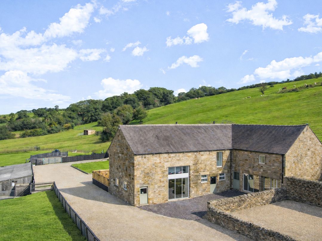 Pastures Barn