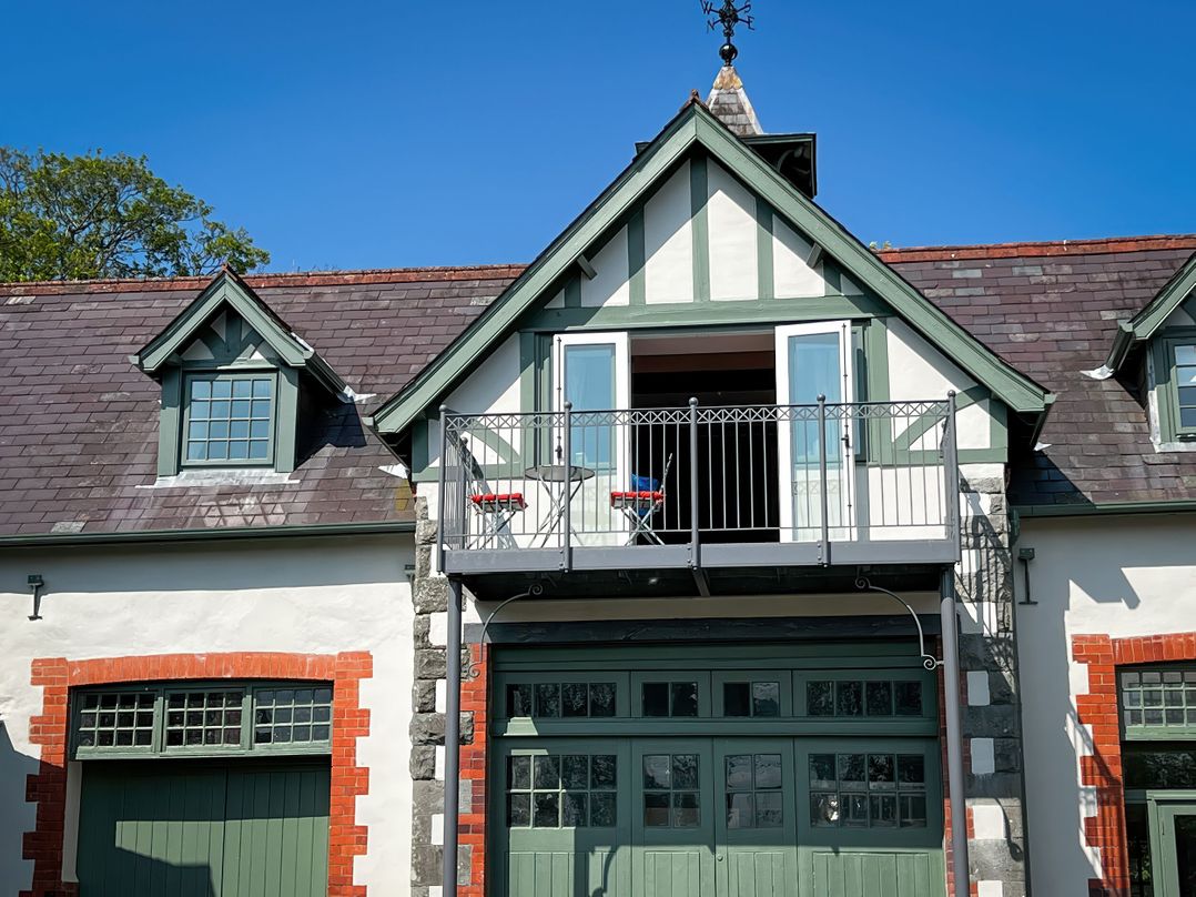 Coach House