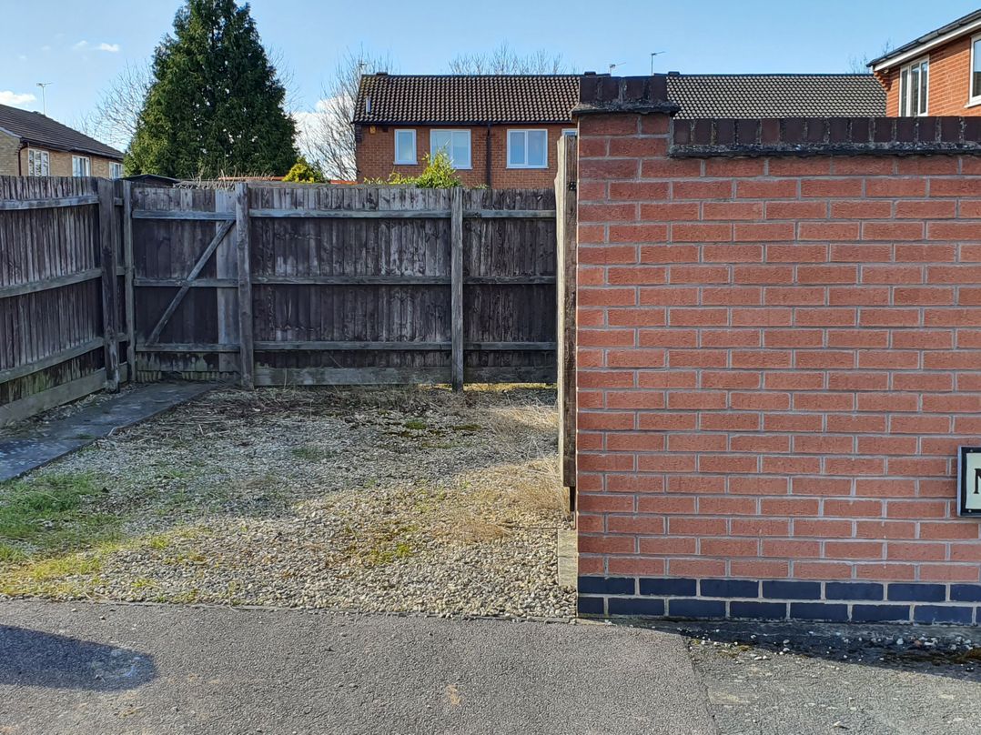 32 Moorland House