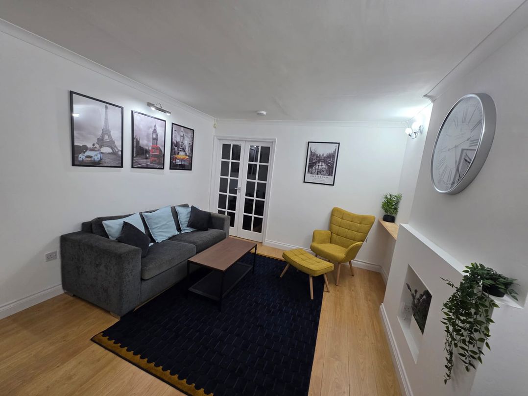 12 Gorse Lane