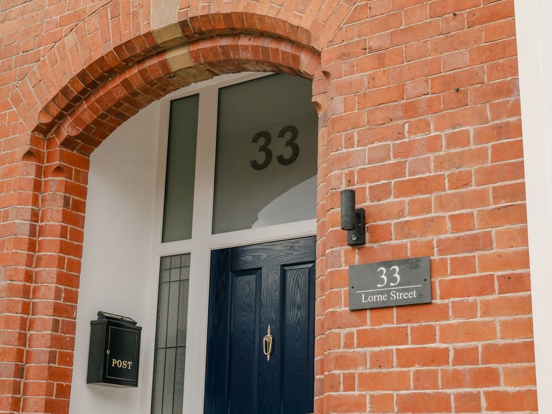 33 Lorne Street