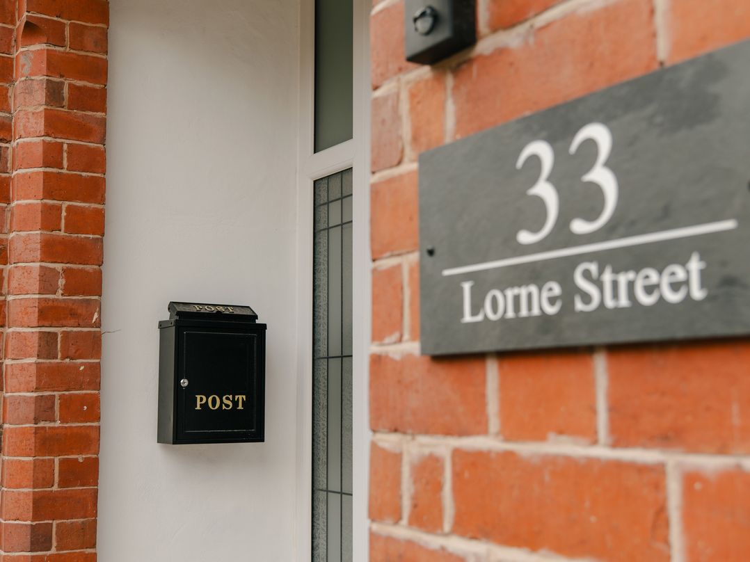 33 Lorne Street