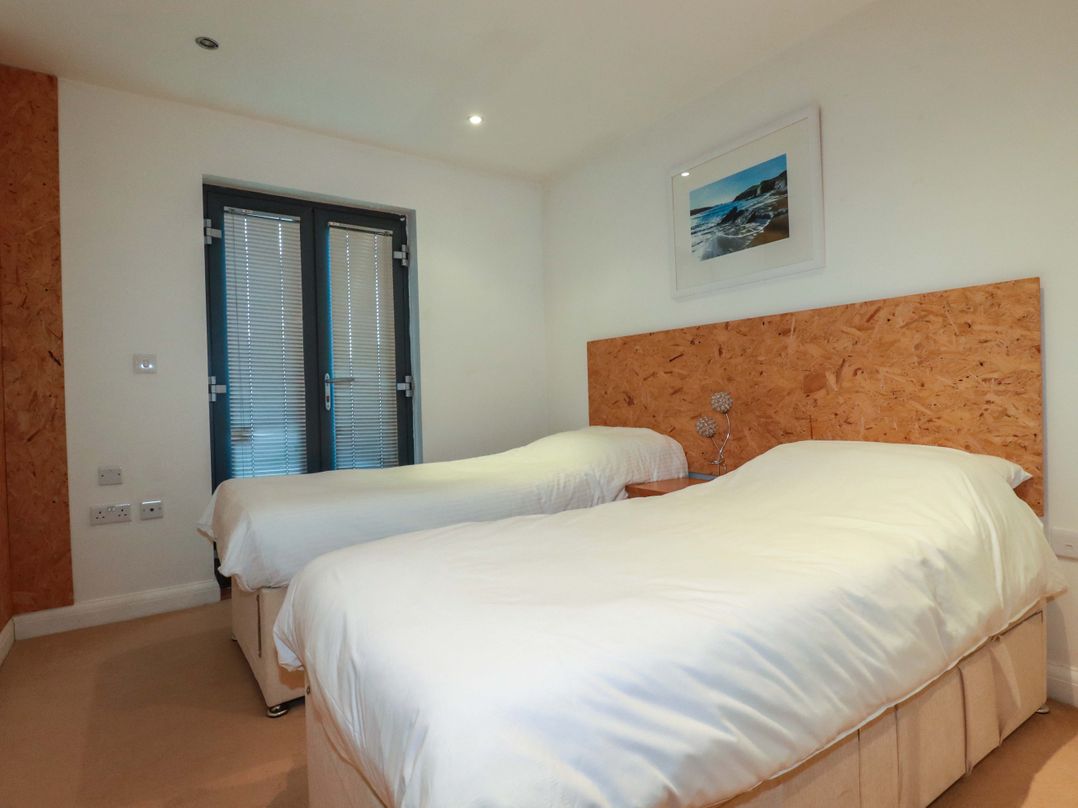 Apartment 3