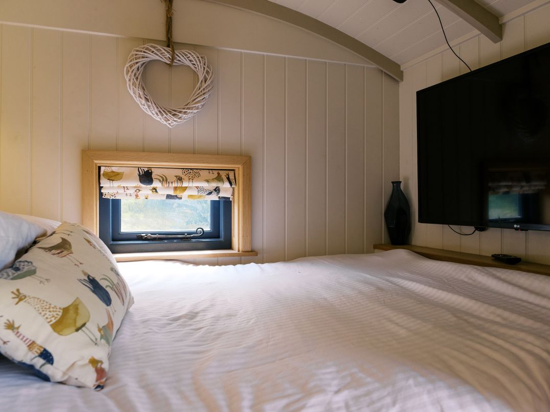 Lillie's Shepherds Hut at Shepherds Lodge Retreat and Wellness