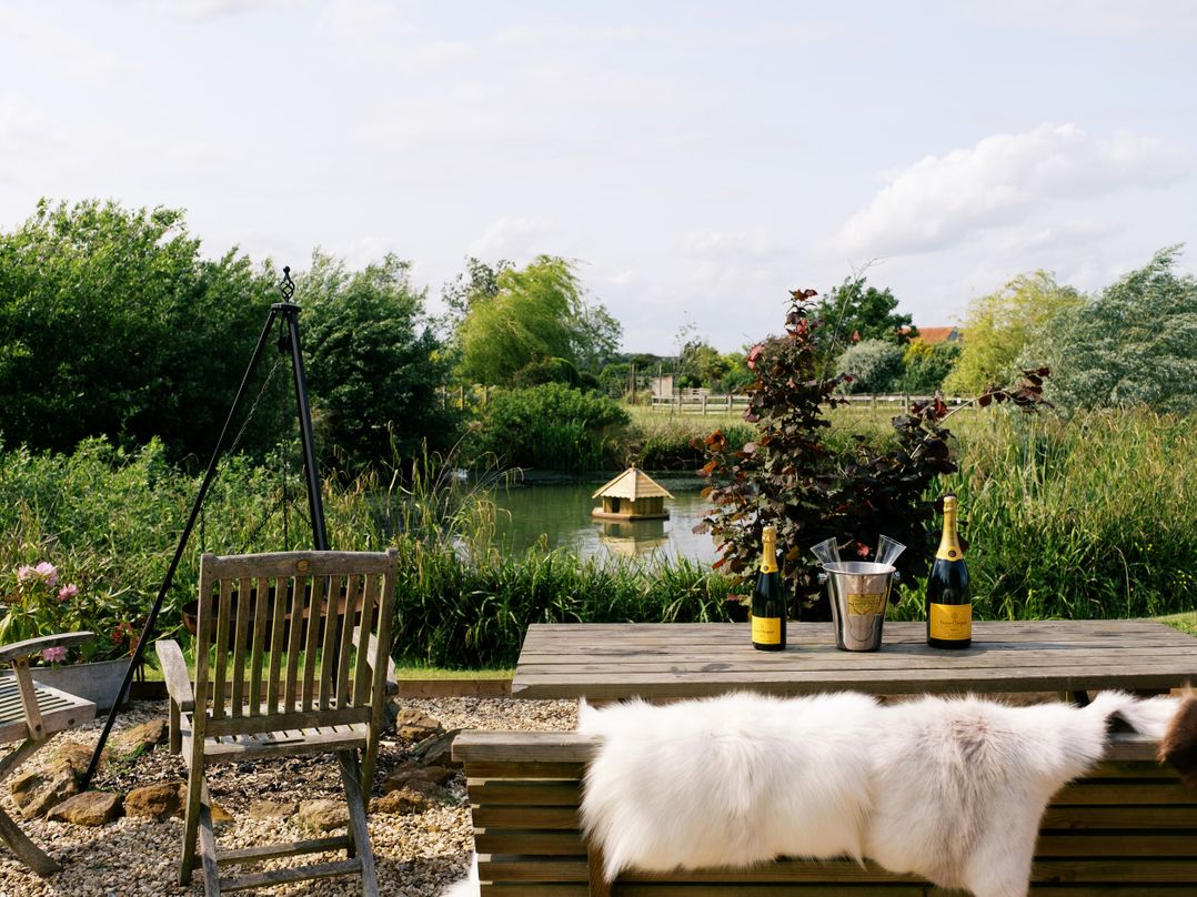 Lillie's Shepherds Hut at Shepherds Lodge Retreat and Wellness