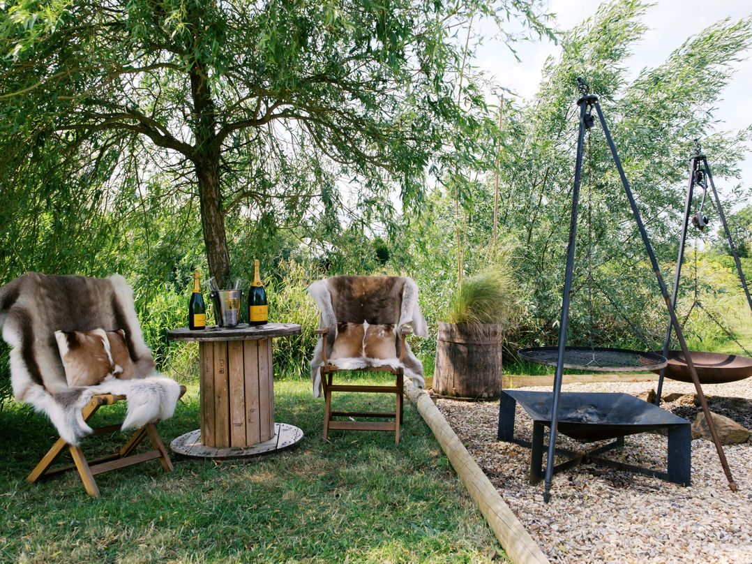 Lillie's Shepherds Hut at Shepherds Lodge Retreat and Wellness