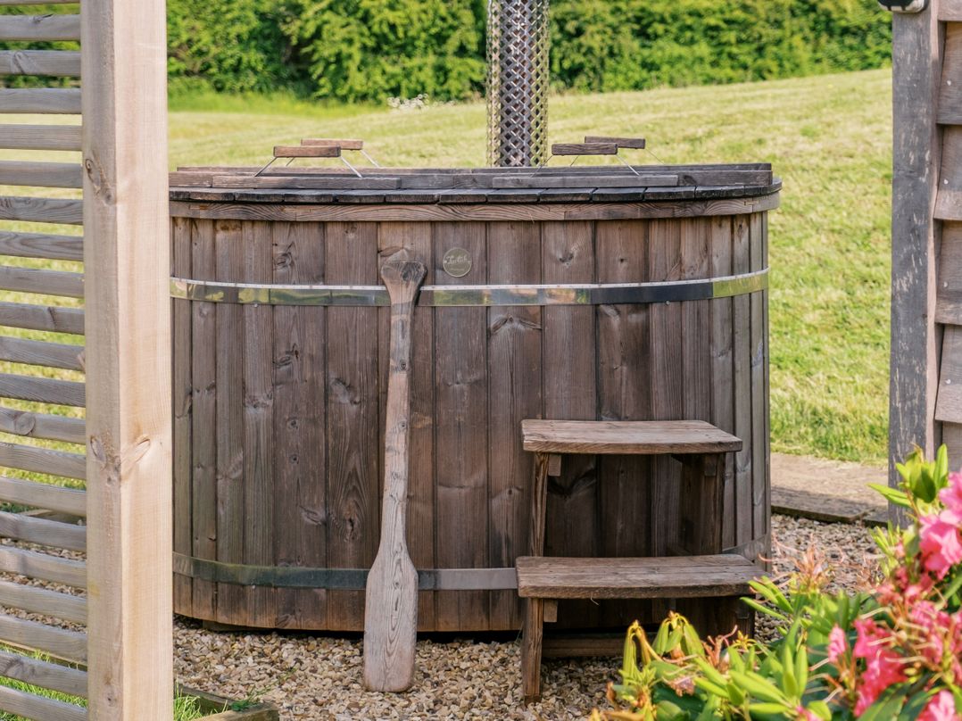 Lillie's Shepherds Hut at Shepherds Lodge Retreat and Wellness