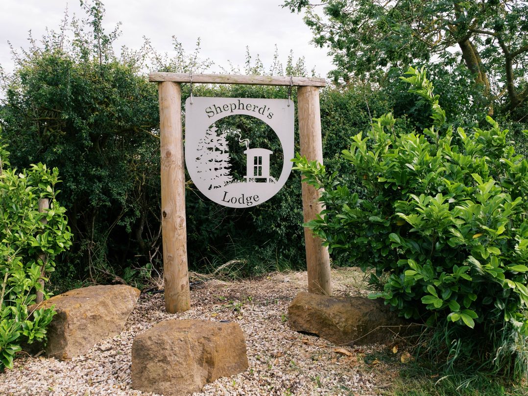 Lillie's Shepherds Hut at Shepherds Lodge Retreat and Wellness