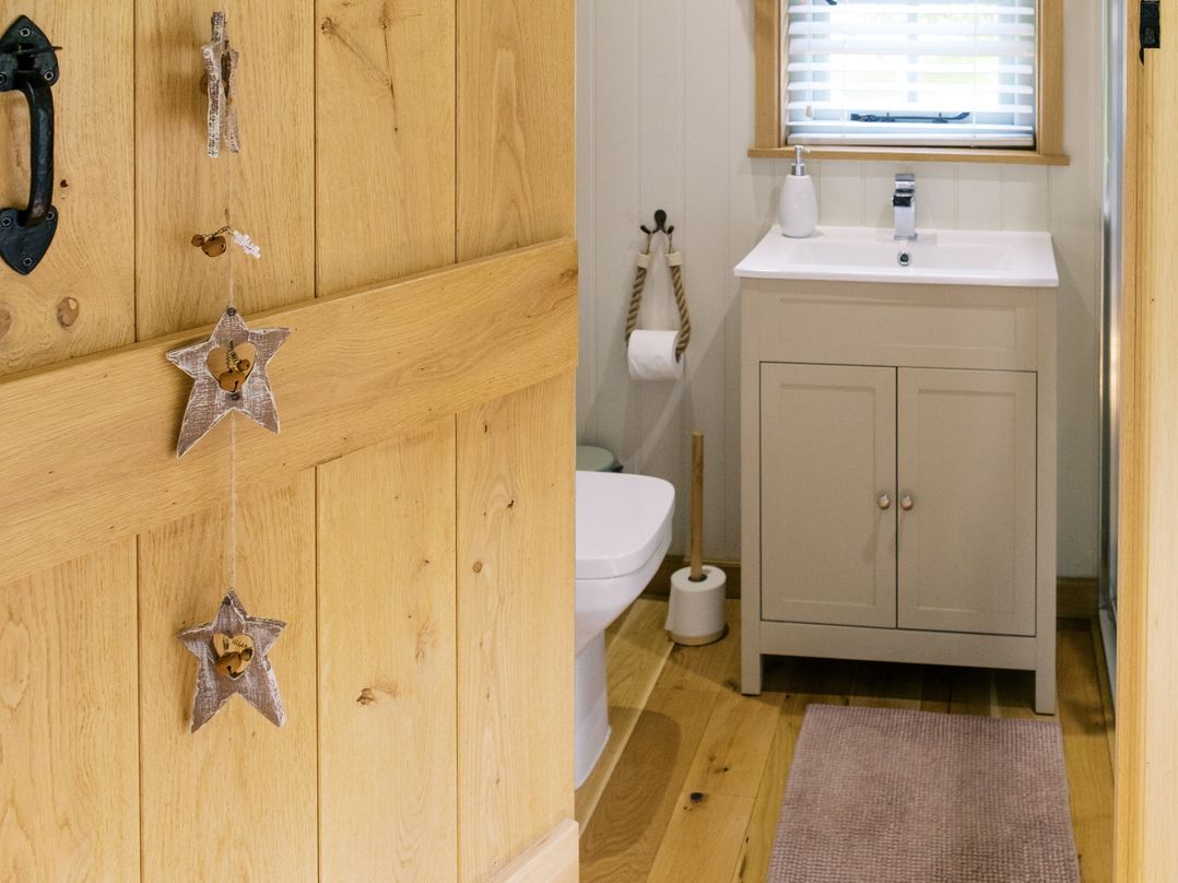 Herbie's Shepherds Hut at Shepherds Lodge Retreat and Wellness