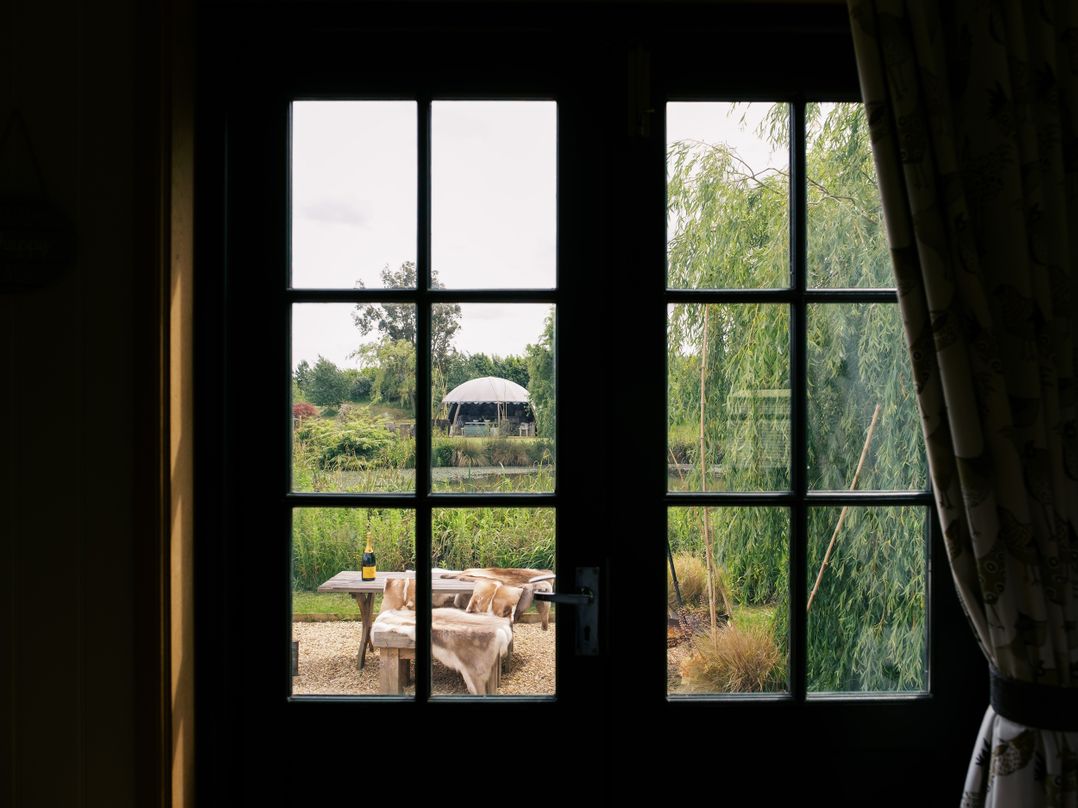 Poppie's Shepherds Hut at Shepherds Lodge Retreat and Wellness