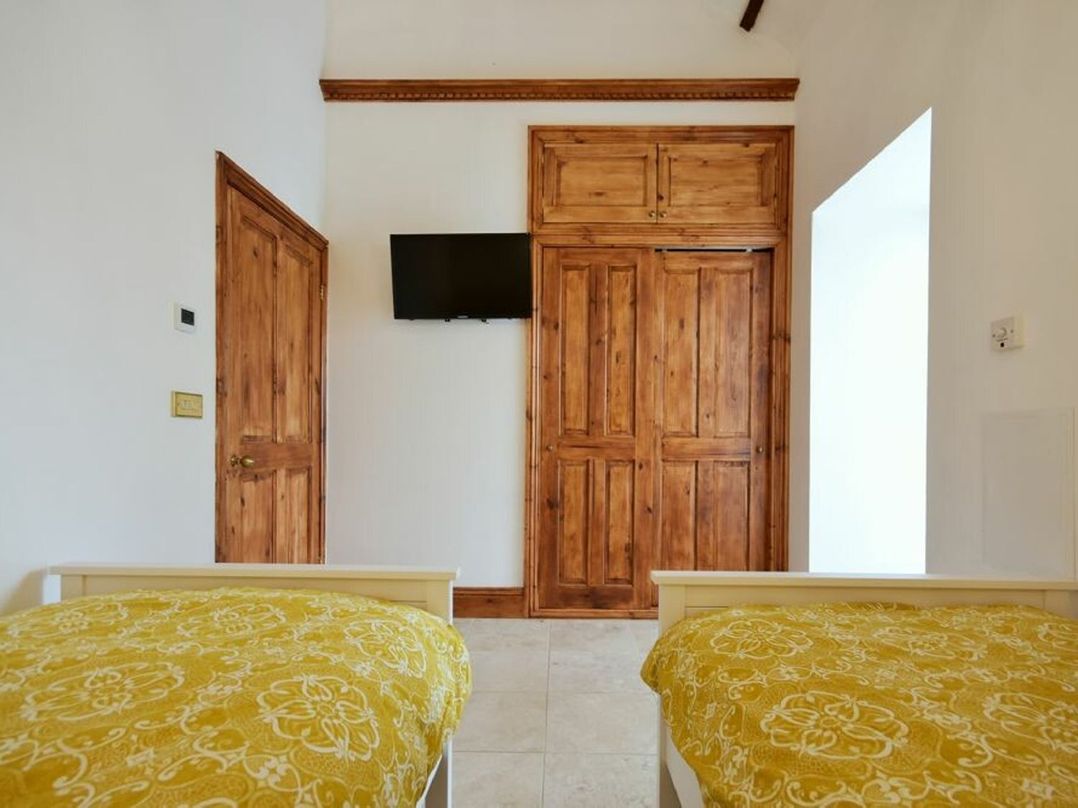 Paddy's Mount Cottage