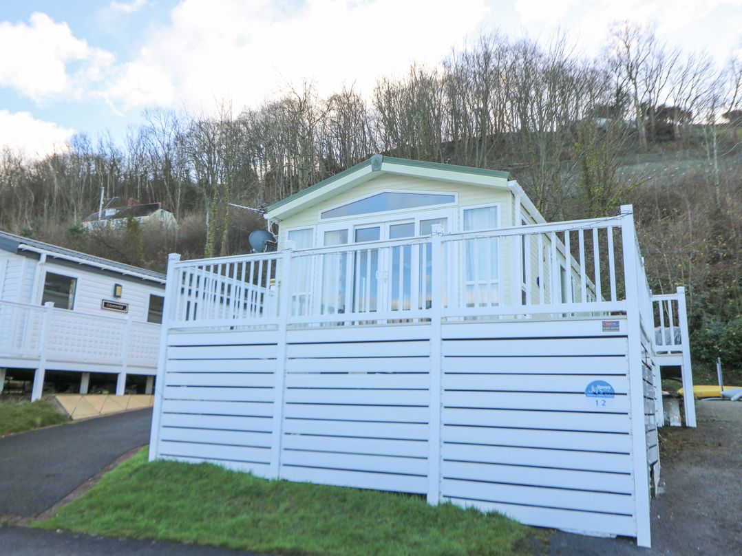 12 Traeth Gwyn