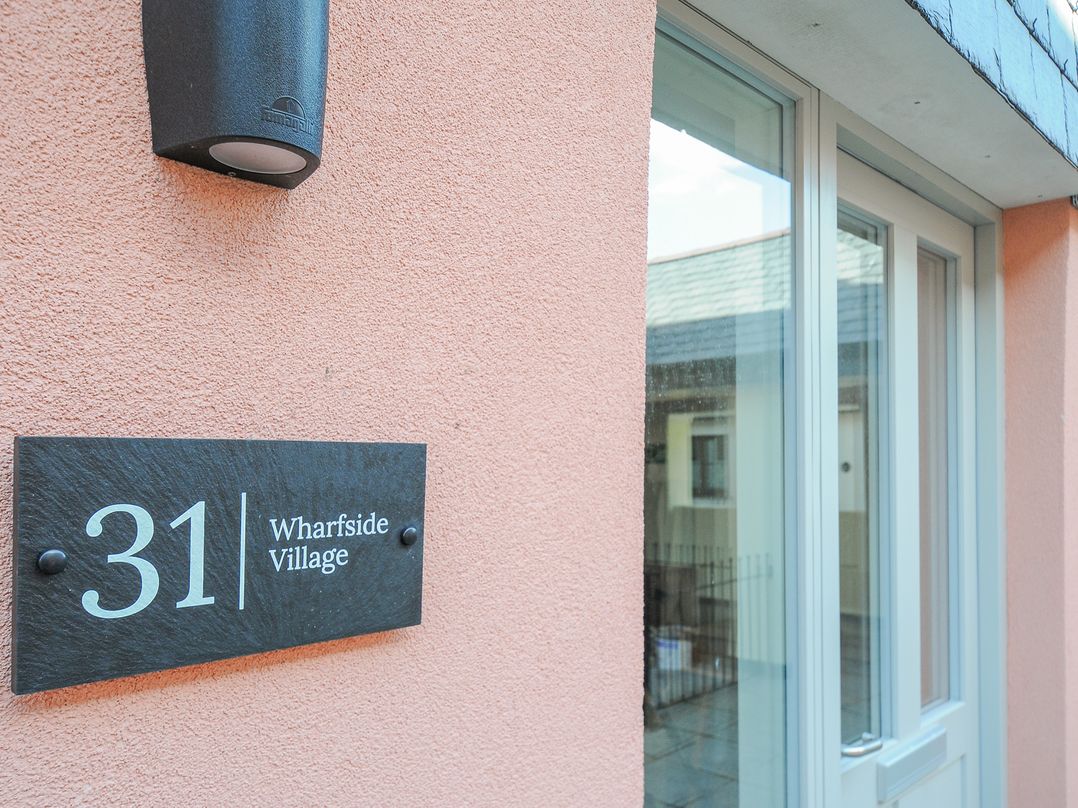 31 Wharfside Village
