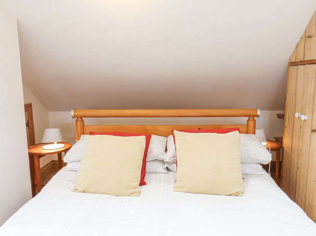 The Barn - Poplar Farm