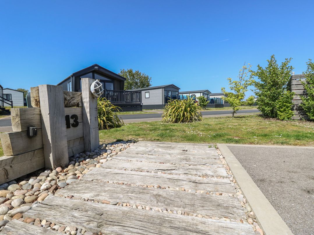 MillRythe Holiday Park  (Dunlin Walk 13)