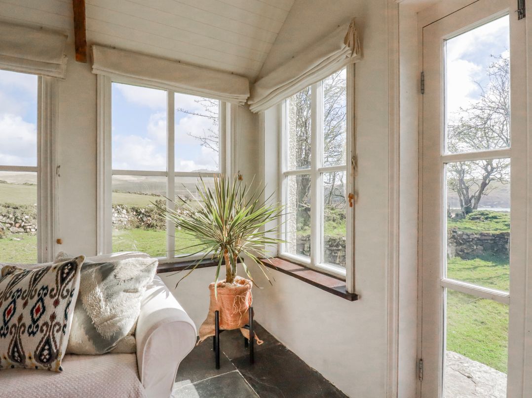 Poldue House