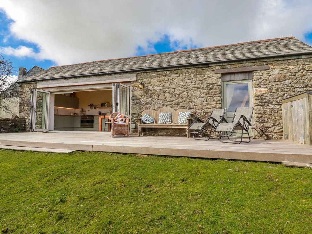 Roughtor Barn