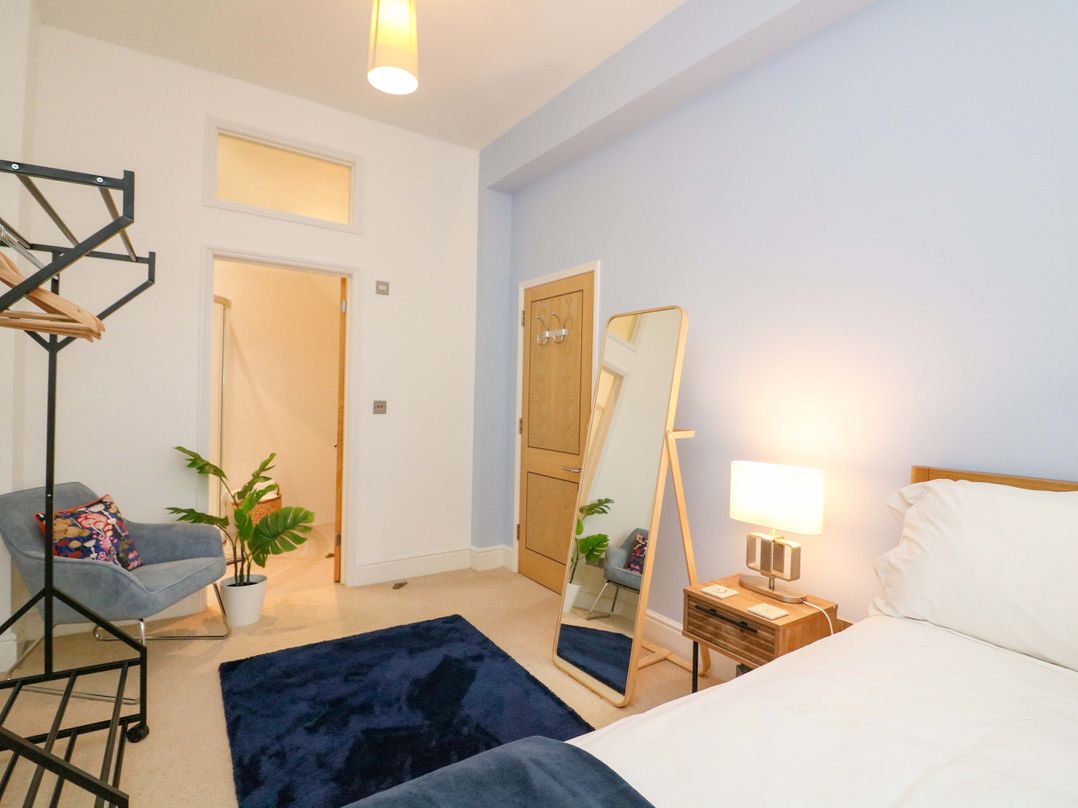 2 The Old School House