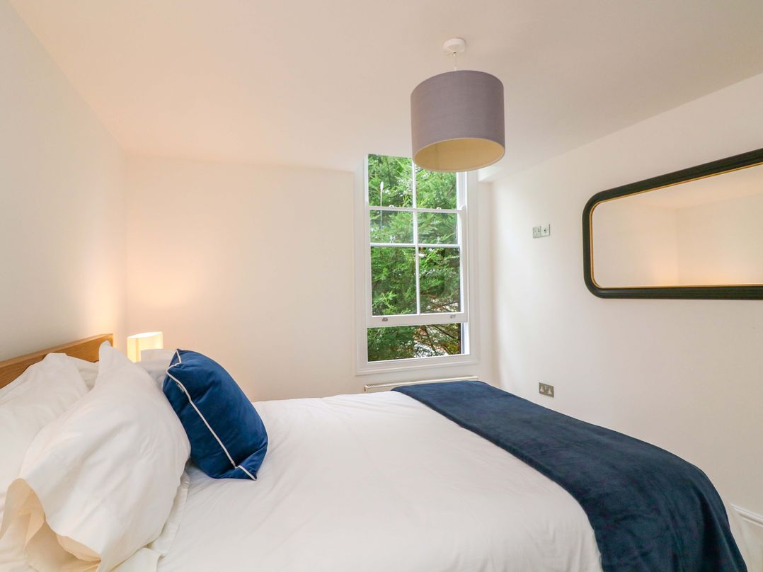 2 The Old School House