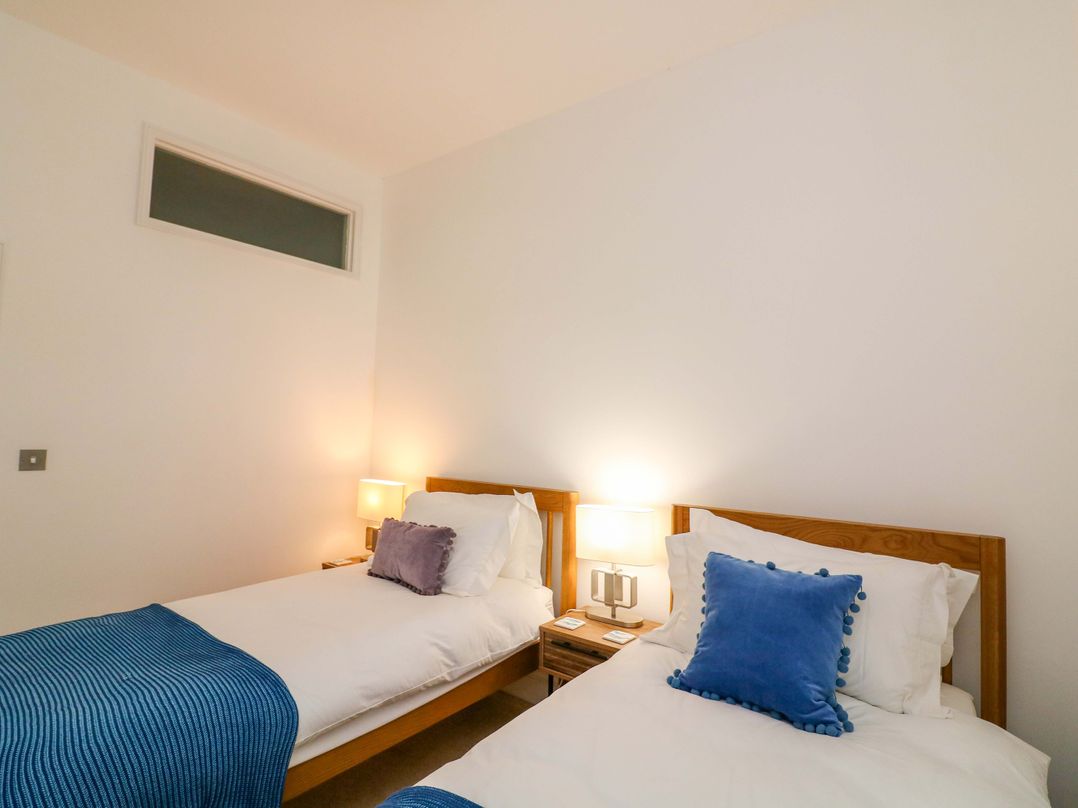 2 The Old School House