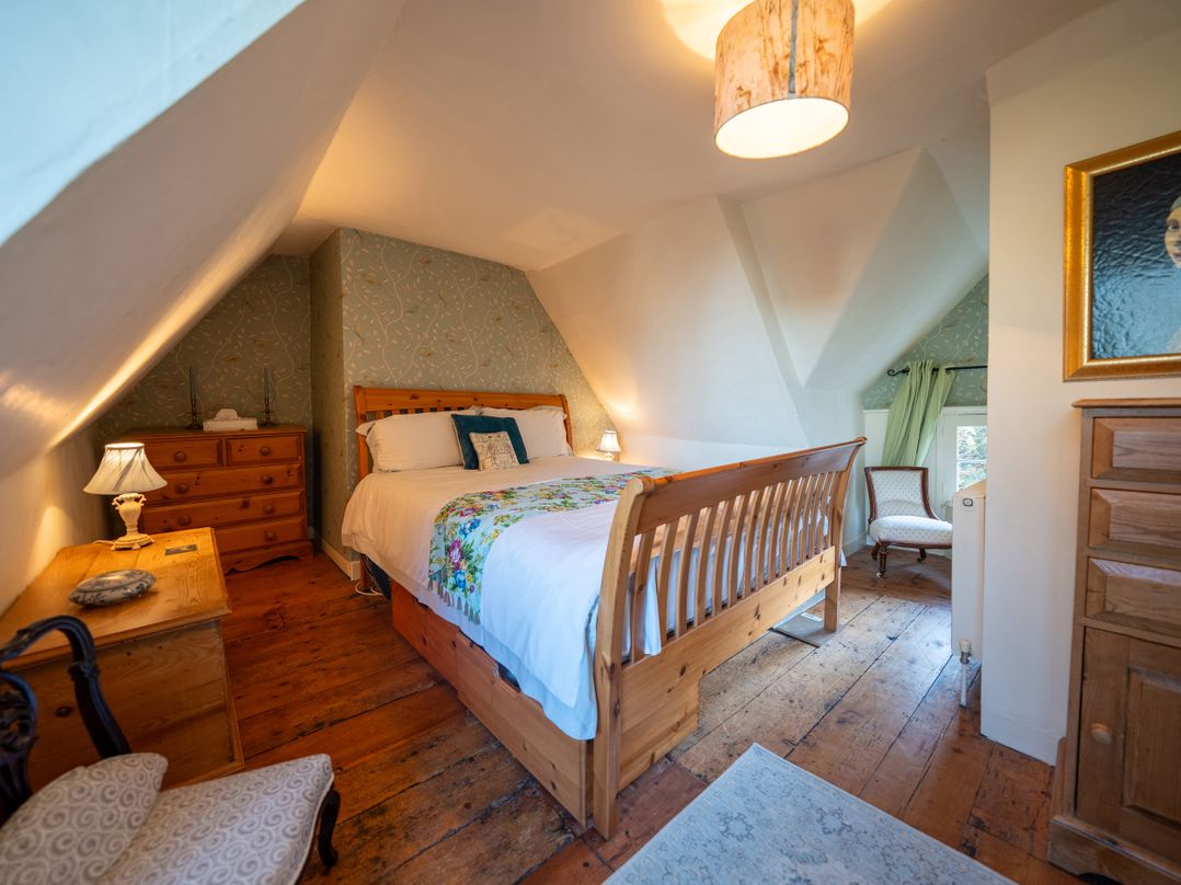 5 St. Michaels Close