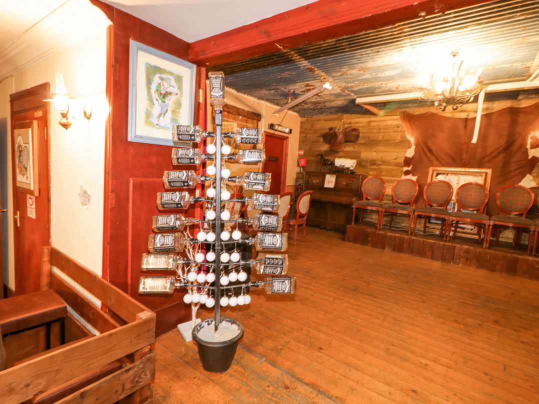 Bear Claw Lodge