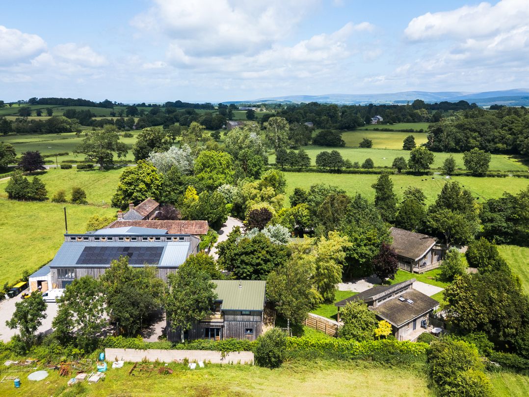Cedrus Lodge