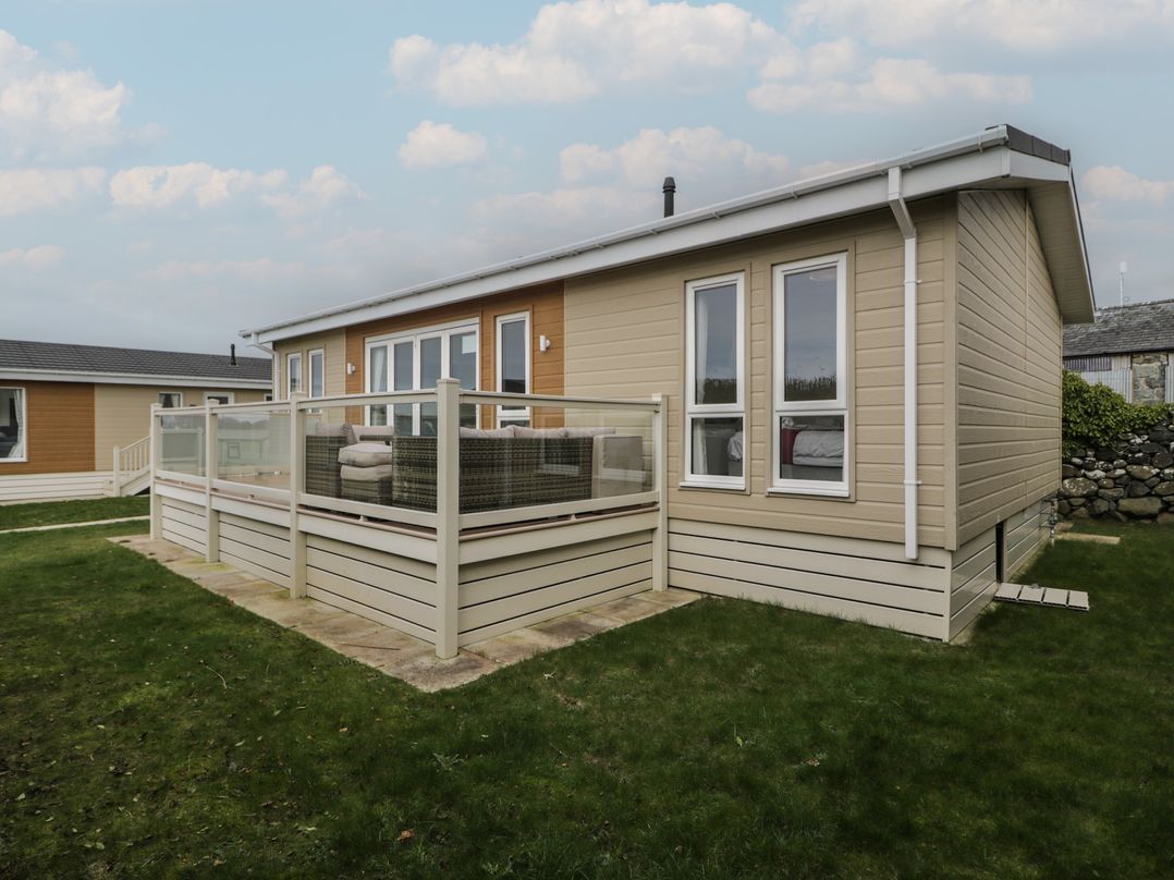 Platinum Lodge (503)