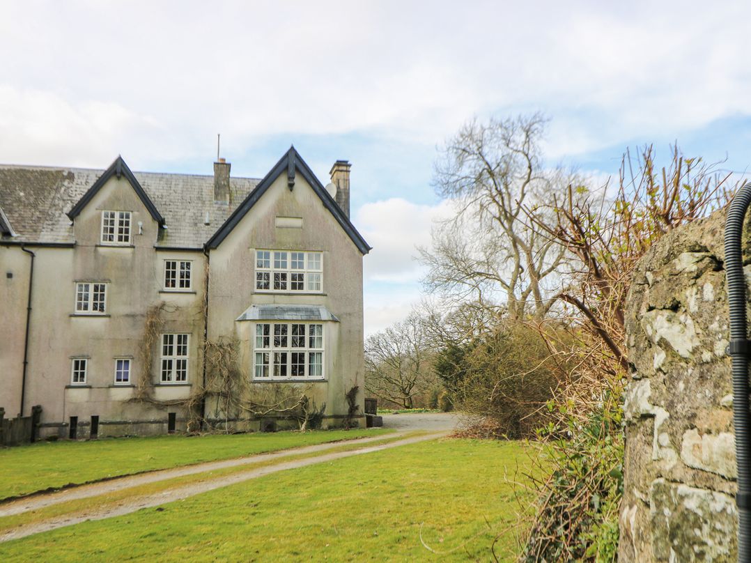 Plas Pontfaen