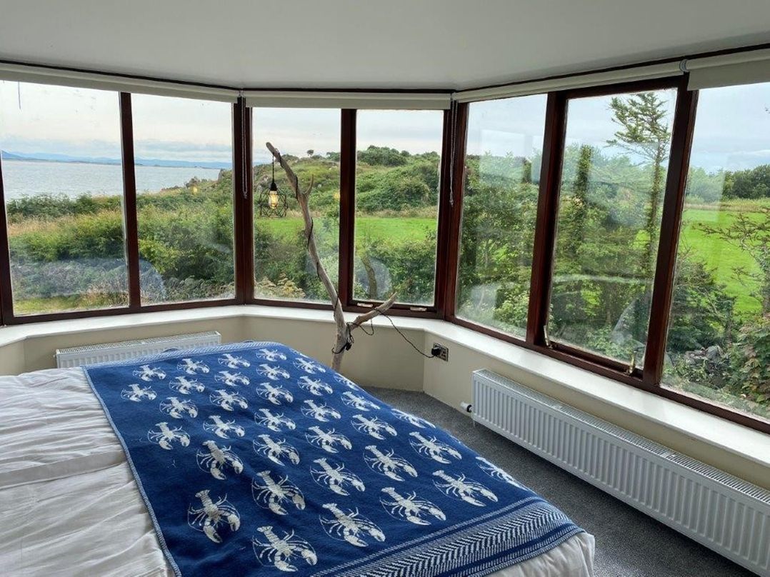 Sea view Upper Apartment