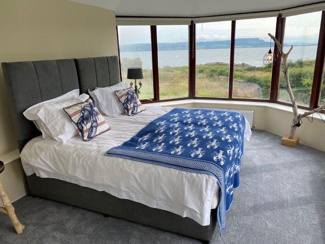 Sea view Upper Apartment