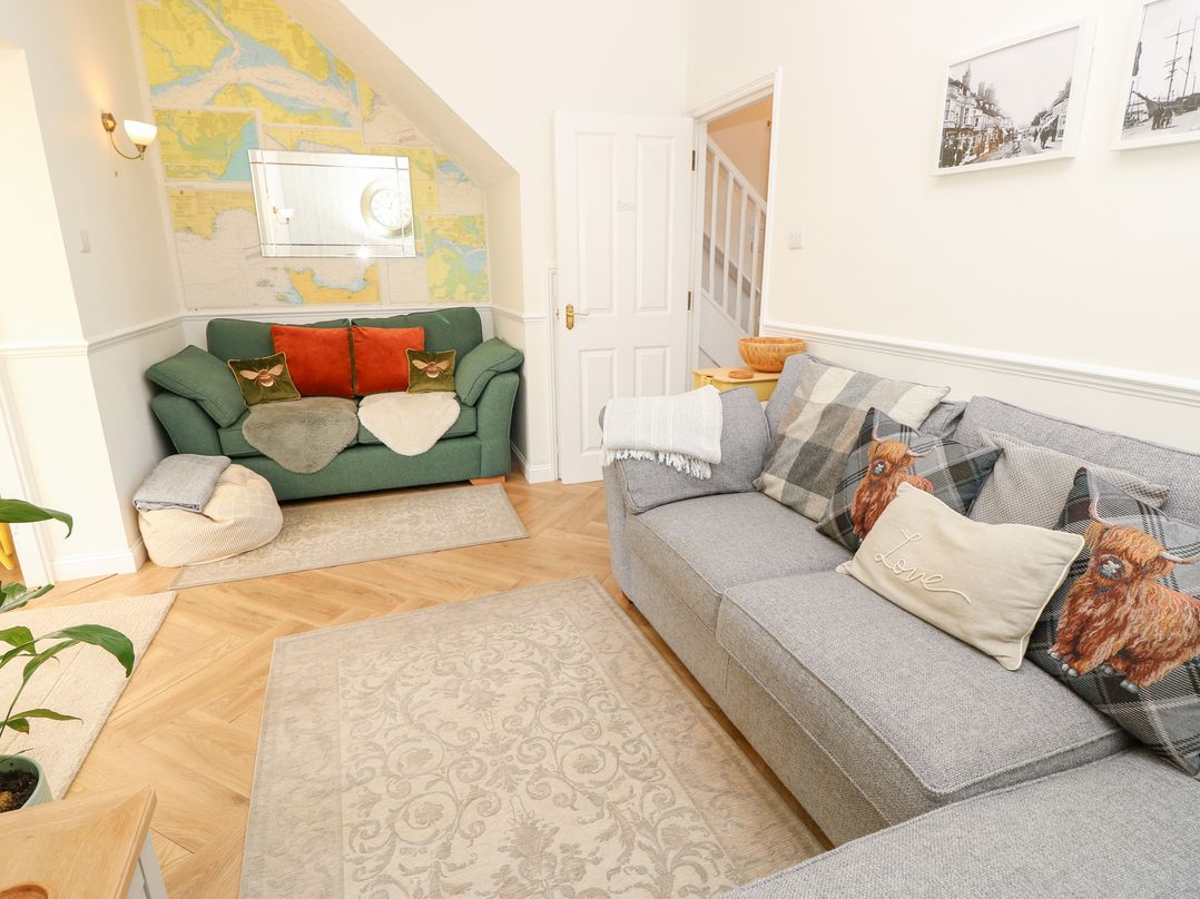 3 West Quay Mews